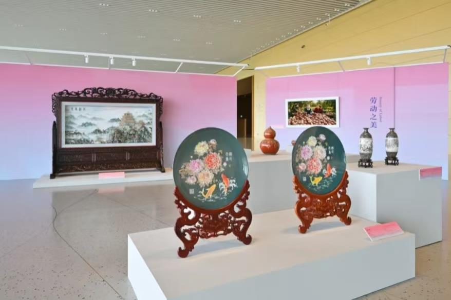 c19151433ae3b80cab5b0b5315f5b041